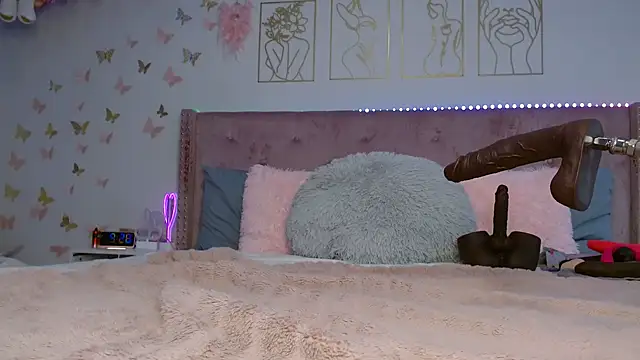 kokokwinn online show from October 26, 1:28 pm