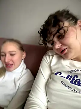 Snapshot of NikaMur chatting on October 26, 3:23 am NikaMur online show from October 26, 3:23 am