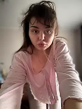 Snapshot of NikaMur chatting on October 30, 3:30 am NikaMur online show from October 30, 3:30 am