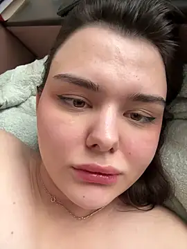 Snapshot of NikaMur chatting on November 15, 3:37 am NikaMur online show from November 15, 3:37 am