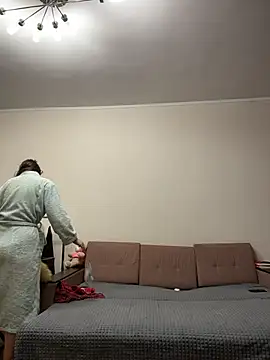 Snapshot of NikaMur chatting on December 15, 2:38 am NikaMur online show from December 15, 2:38 am