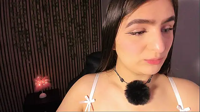 Snapshot of sofia_44 chatting on May 12, 2:14 pm sofia 44 online show from May 12, 2:14 pm