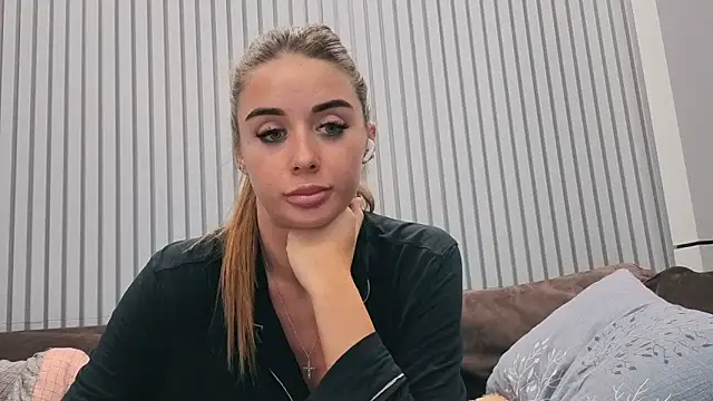 your bunnygirl online show from September 24, 5:49 pm