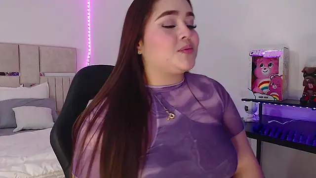 Snapshot of KimGeorgia_ chatting on March 8, 2:12 am KimGeorgia online show from March 8, 2:12 am