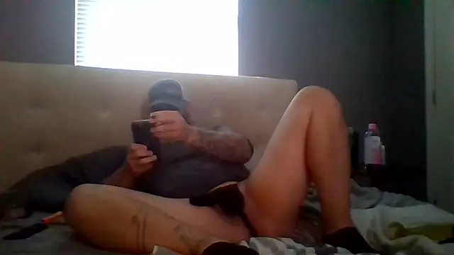 Snapshot of Cummerforyouu2 chatting on November 23, 2:50 pm Cummerforyouu2 online show from November 23, 2:50 pm