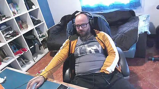 ravingr4d4 online show from October 30, 11:55 am