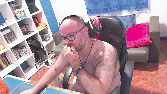 Snapshot of ravingr4d4 chatting on June 21, 8:55 pm ravingr4d4 online show from June 21, 8:55 pm