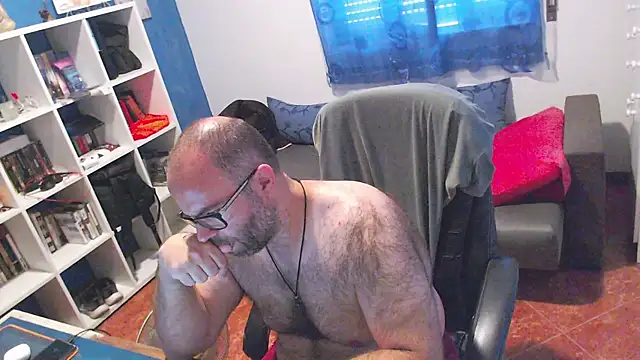 Snapshot of ravingr4d4 chatting on July 2, 9:37 am ravingr4d4 online show from July 2, 9:37 am