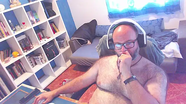 Snapshot of ravingr4d4 chatting on July 6, 1:19 pm ravingr4d4 online show from July 6, 1:19 pm