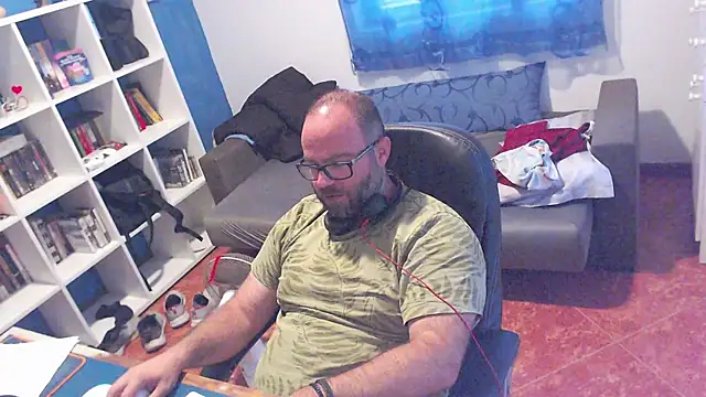 Snapshot of ravingr4d4 chatting on July 8, 9:58 am ravingr4d4 online show from July 8, 9:58 am