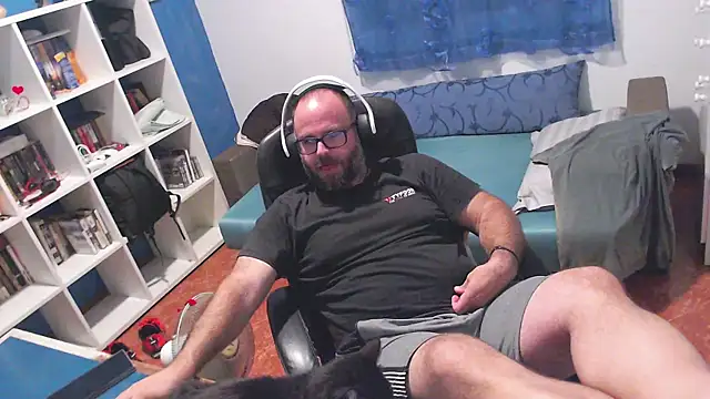 Snapshot of ravingr4d4 chatting on July 15, 9:53 pm ravingr4d4 online show from July 15, 9:53 pm