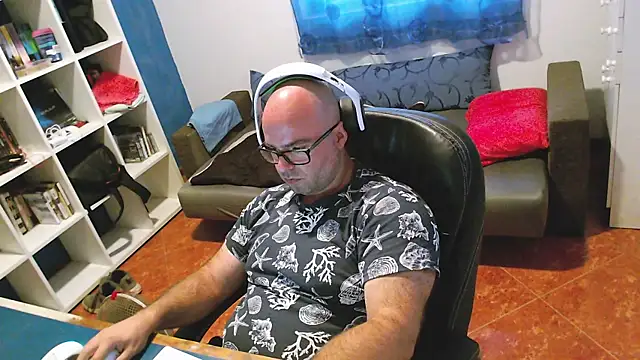 Snapshot of ravingr4d4 chatting on July 31, 11:09 am ravingr4d4 online show from July 31, 11:09 am