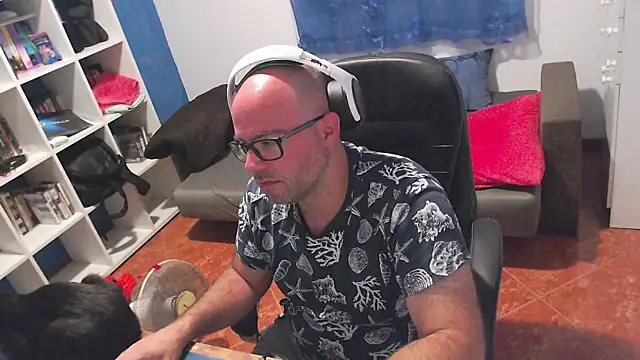 Snapshot of ravingr4d4 chatting on August 2, 9:46 pm ravingr4d4 online show from August 2, 9:46 pm