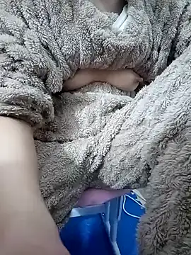 SweetGirl2k2 online show from February 7, 8:22 am