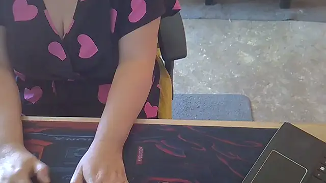 Silvia2277 online show from September 16, 9:10 am