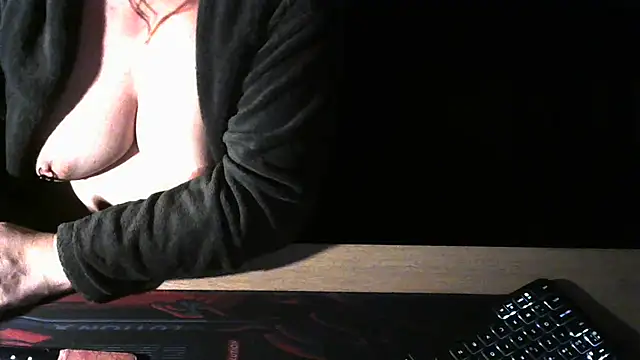 Silvia2277 online show from December 5, 8:05 pm