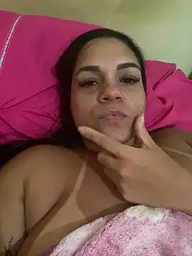 Snapshot of ruthrocha chatting on June 12, 1:59 am ruthrocha online show from June 12, 1:59 am