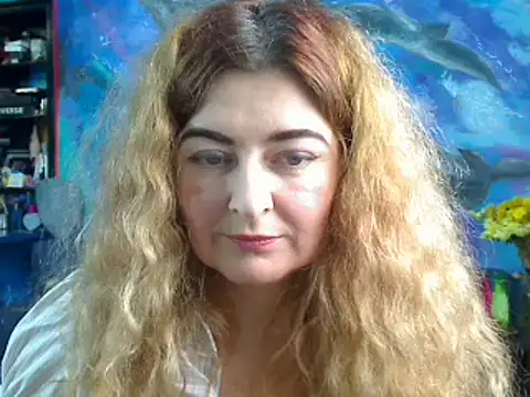 Snapshot of Helen1974 chatting on December 2, 2:31 am Helen1974 online show from December 2, 2:31 am