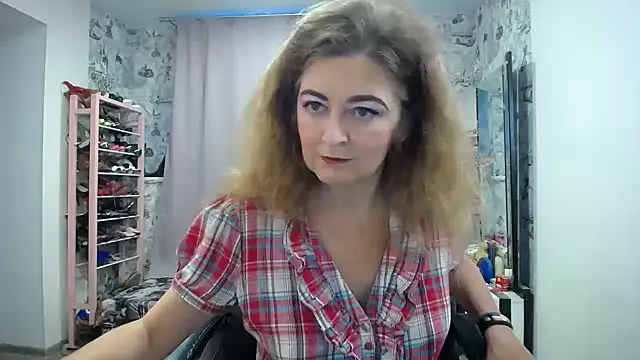 Helen1974 online show from June 30, 3:24 pm