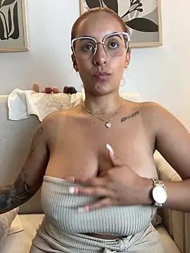 Seized lust online show from July 15, 8:36 pm