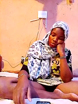 Snapshot of cute_naimah chatting on November 9, 1:31 pm cute naimah online show from November 9, 1:31 pm