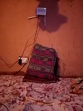 Snapshot of cute_naimah chatting on November 18, 5:23 am cute naimah online show from November 18, 5:23 am