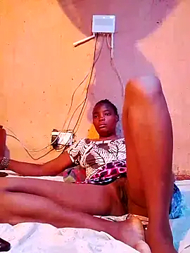 Snapshot of cute_naimah chatting on November 27, 3:19 am cute naimah online show from November 27, 3:19 am