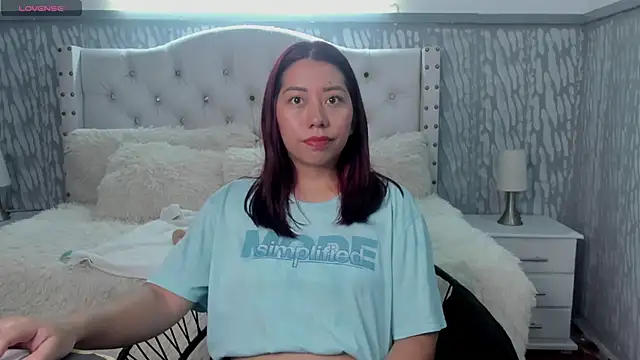 sexylaurita online show from April 27, 2:26 pm
