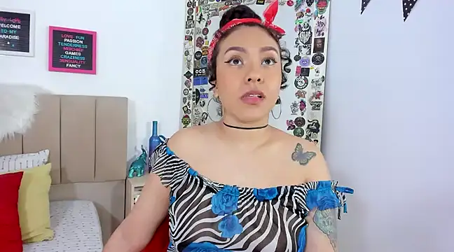 Zoe Gruber online show from January 29, 11:04 pm