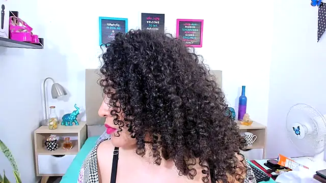 Zoe Gruber online show from March 21, 3:01 am