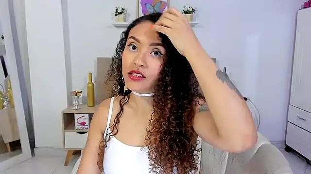 Snapshot of Zoe_Gruber chatting on July 10, 11:29 pm Zoe Gruber online show from July 10, 11:29 pm