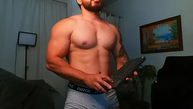 AndrewMartinez online show from April 22, 11:06 pm
