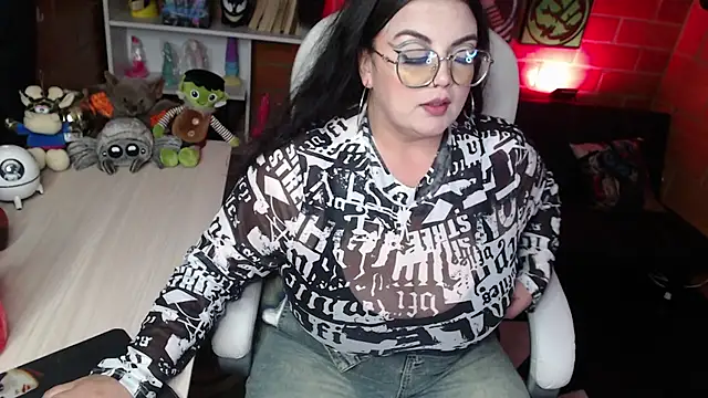 juliette rd online show from January 1, 8:56 am