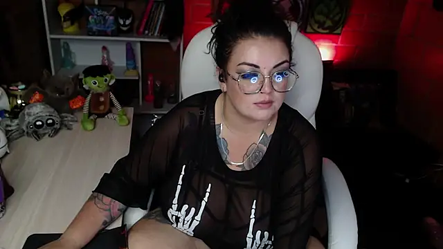 juliette rd online show from February 28, 11:34 pm