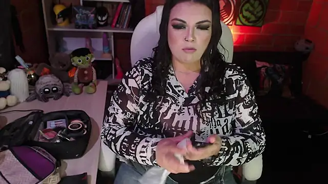 juliette rd online show from March 16, 12:44 pm