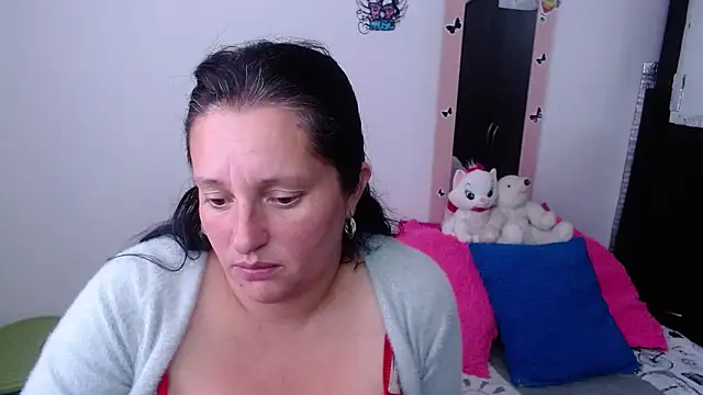 CristialJones  online show from November 27, 1:35 pm