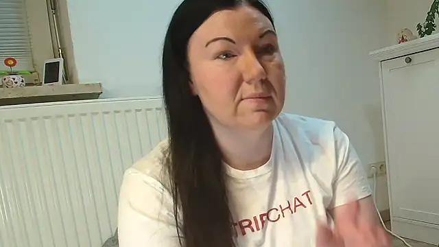 p6w official online show from February 17, 3:58 am