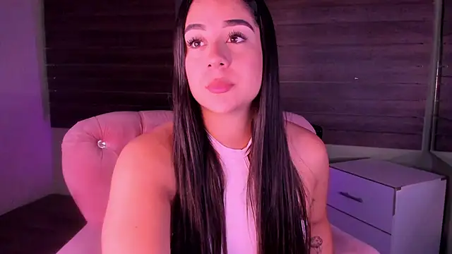 Sussy Bell01 online show from December 28, 7:43 pm