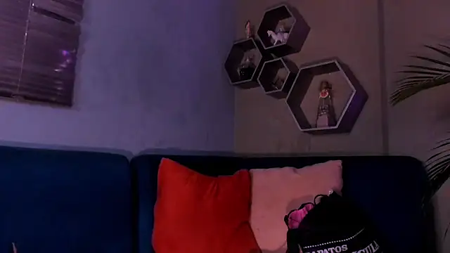 Sussy Bell01 online show from February 22, 7:58 pm