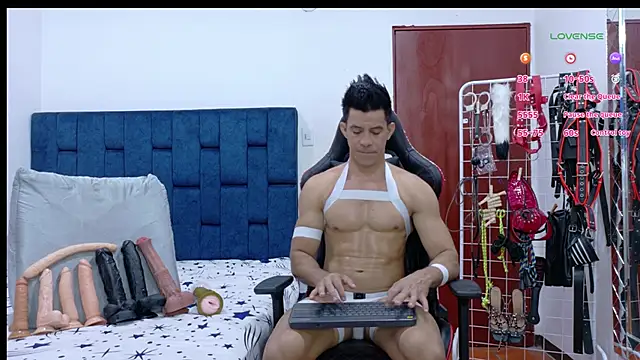 JoseRumbero26 online show from February 18, 1:45 am