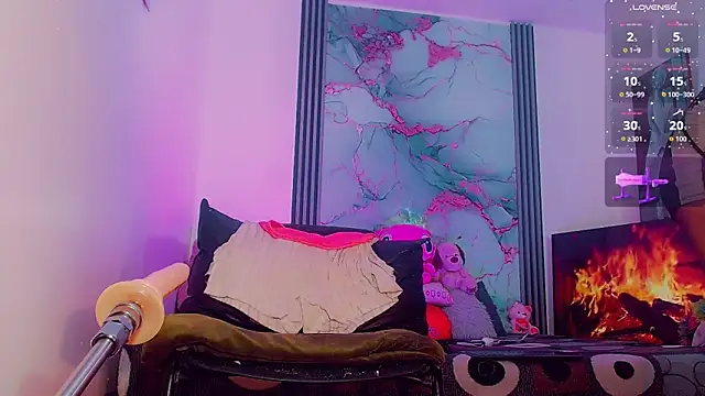  ChanellR  online show from October 4, 11:52 am