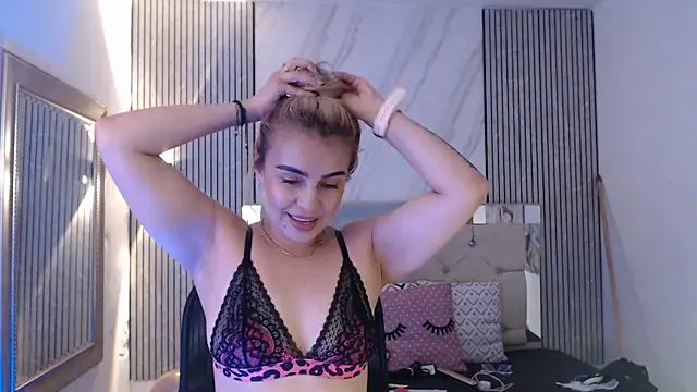 ashley  tylor online show from April 30, 8:26 pm
