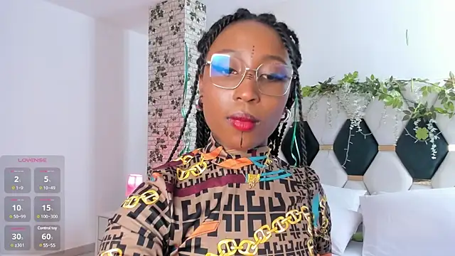 Snapshot of EmmaSanzz_ chatting on March 14, 2:41 pm EmmaSanzz online show from March 14, 2:41 pm