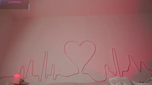 EmmaSanzz  online show from November 21, 11:09 am