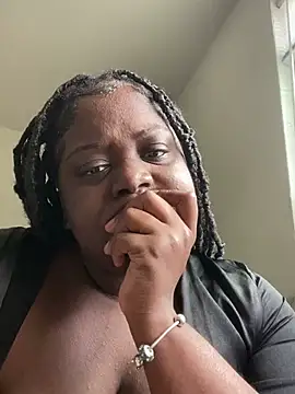 Snapshot of fantasygyal chatting on July 7, 5:39 pm fantasygyal online show from July 7, 5:39 pm