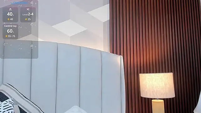 Julietasantos   online show from April 29, 6:36 pm