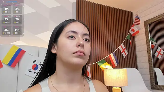Snapshot of Julietasantos__ chatting on June 15, 6:54 pm Julietasantos online show from June 15, 6:54 pm