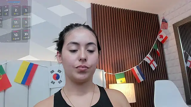 Snapshot of Julietasantos__ chatting on July 14, 6:46 pm Julietasantos online show from July 14, 6:46 pm