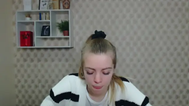 AliceFlirtt  online show from November 20, 1:22 pm