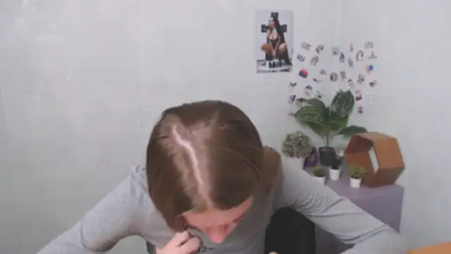 AliceFlirtt  online show from December 2, 12:10 pm